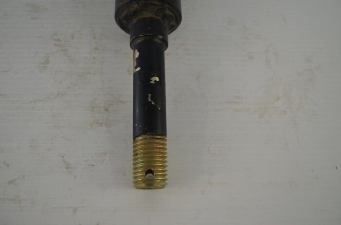 bolt part, part number RD411-21442 - Image 4