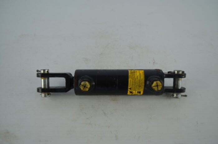 一 hydraulic cylinder, part number 7000002740