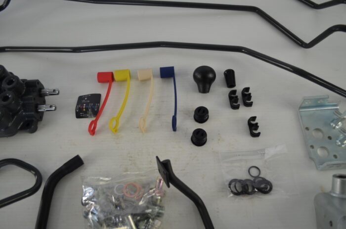 一 Kubota 2 spool valve kit for front loader CONTROL valve assembly TO FIT Kubota Tractor B2320, part number B1980 - Image 4