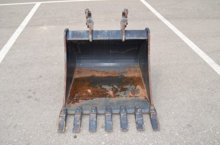 SoCotech 36" tooth bucket, part number 102015