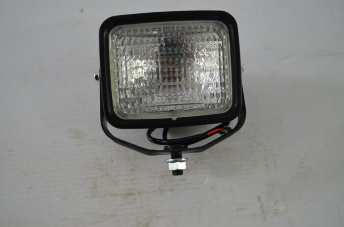 Kubota work light kit, part number (3C081-97601) for Kubota tractor M5040 / M5140 / M6040 / M7040 / M8540 / M9540 / M8560 / M9960 - Image 2