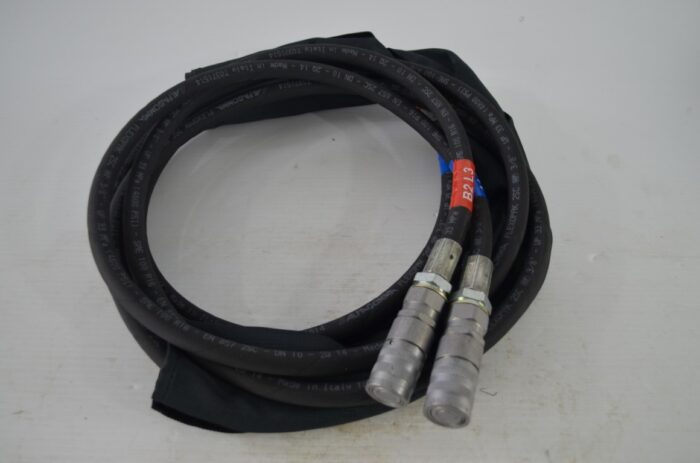 Kubota 3rd function valve for loader kit, part number M317 - Image 12