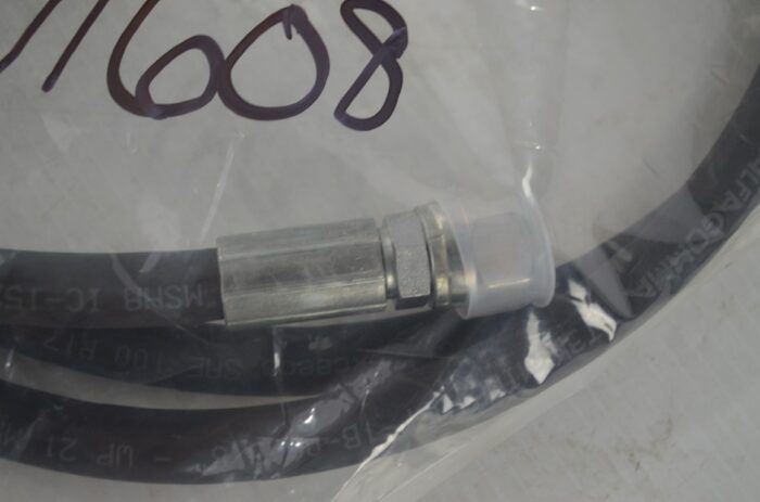 Kubota hydraulic hose, part number 7J802-66140 - Image 2