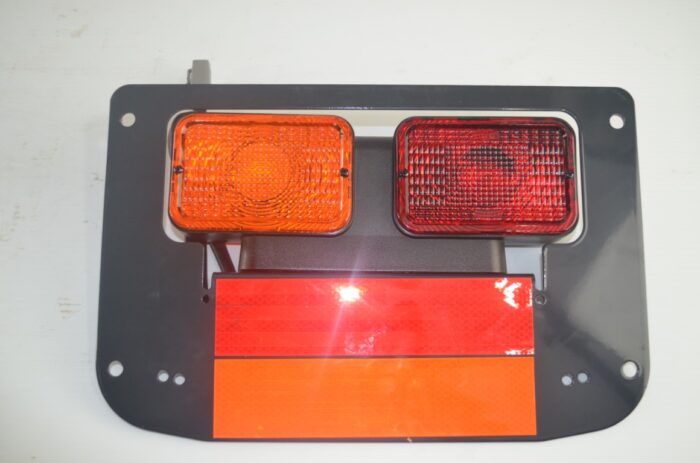 universal tail light kit, part number A131111230 - Image 2