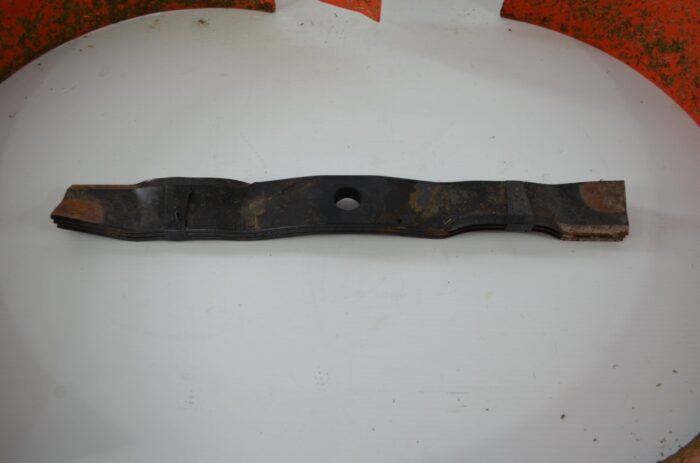 used mulch kit, part number ZD3168 - Image 2