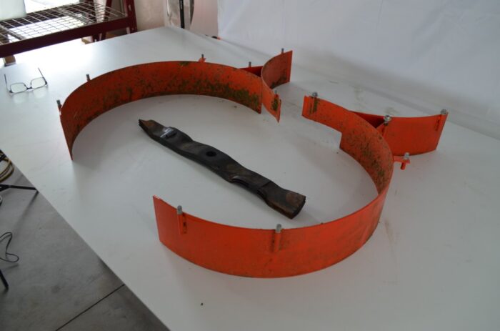 used mulch kit, part number ZD3168 - Image 4