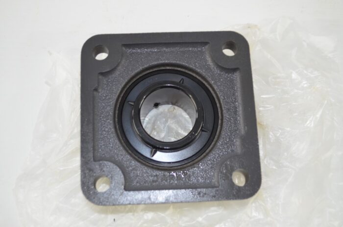 Dion pillow block and barrier, part number F41-21077P - Image 3