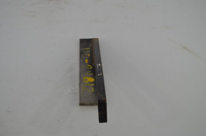 一 Pronovost left snowblower skid shoe, part number 110-24812 - Image 2