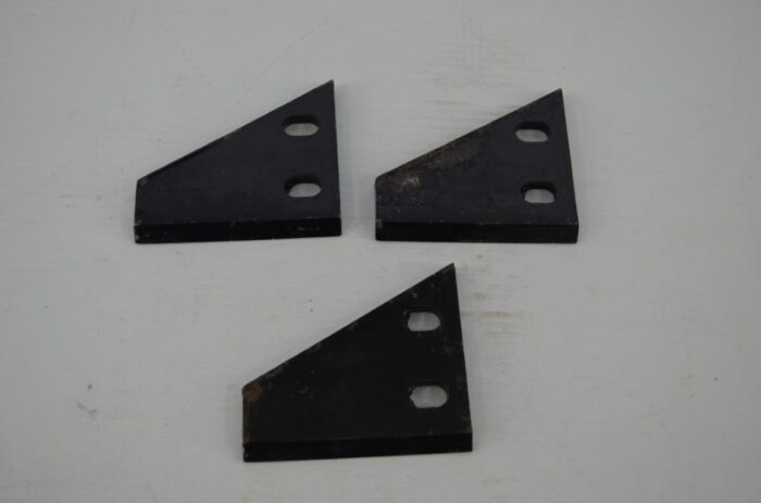 Kverneland blade thrower 3 per package, part number KD1040095