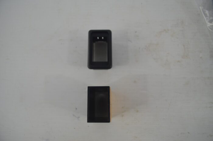 一 Kubota hyd implement lock, part number M215 - Image 5