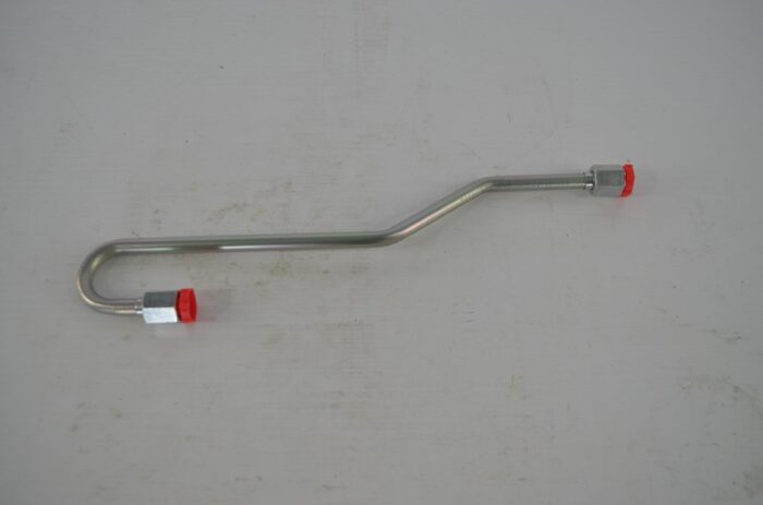 一 Kubota hyd pipe, part number 75597-52073