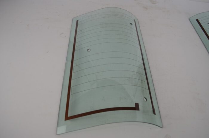 Kubota L3710-L5740 window, part number L8331 - Image 7