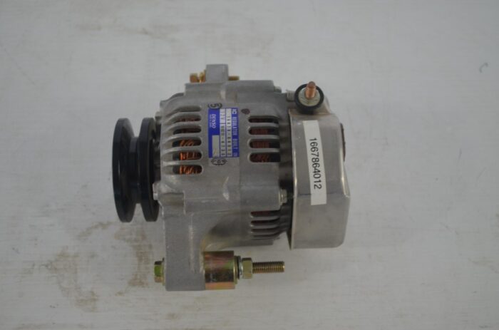一 New alternator , part number 1667864012 (subs up to 16678-64014)