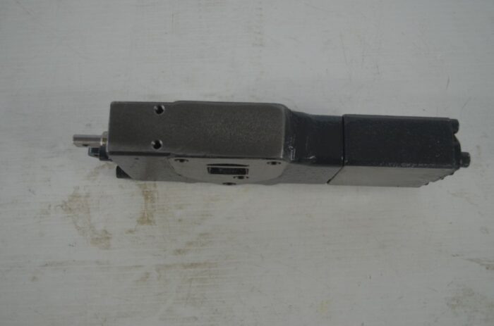Kubota remote control valve, part number M9284 - Image 3