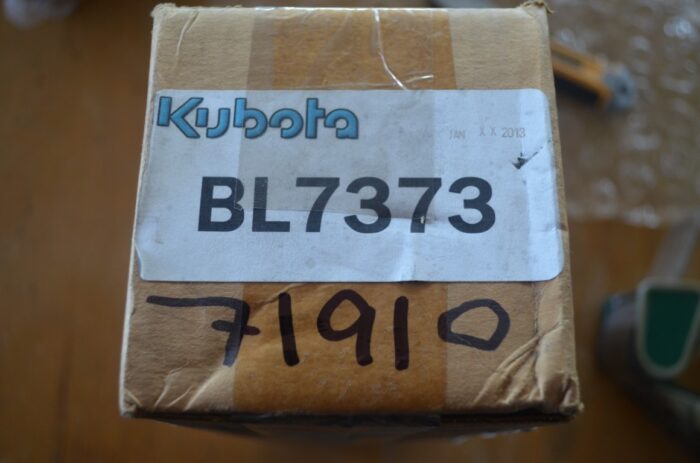 一 Kubota single spool stacking valve, part number BL 7373 - Image 7
