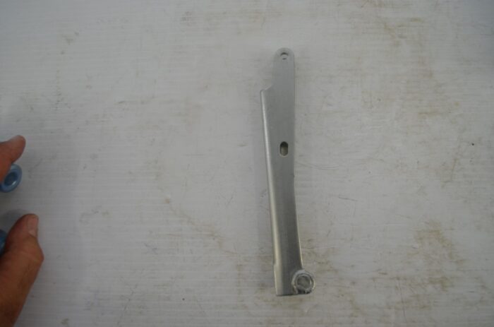 Kubota rear remote valve, part number M8137, (fits most Kubota M4, M5 tractors) - Image 12