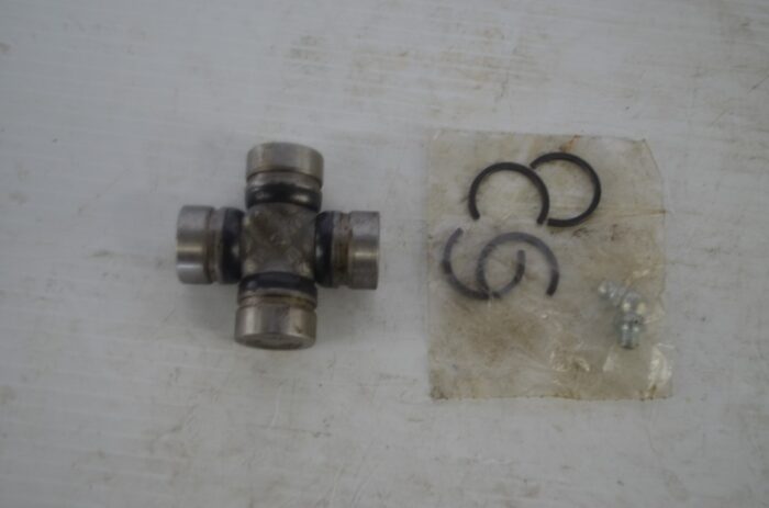 universal joint, part number UJ338 - Image 2