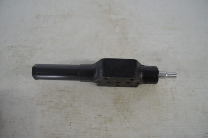 Kubota 4-postion 4-way float valve section, part number BL7393 - Image 4