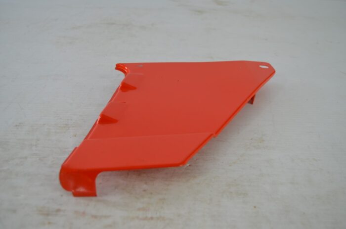 Kubota right hand start shield, part number 66416-51344 - Image 6