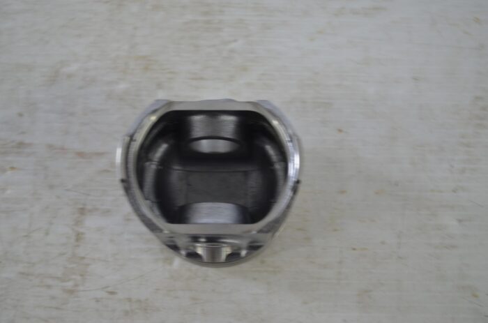 Kubota piston kit, part number 16733-21784 - Image 2