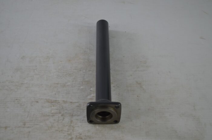 一 Kubota steering post, part number 67061-41130 - Image 2