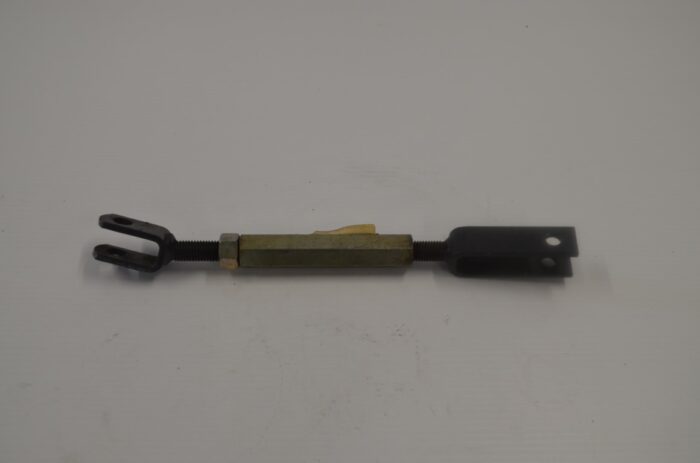 一 right hand lift rod assembly (3 point), part number K256138223