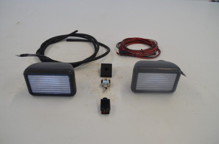 一 Kubota work light kit, part number V42369