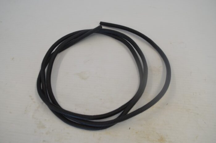 一 Kubota work light kit, part number V42369 - Image 7