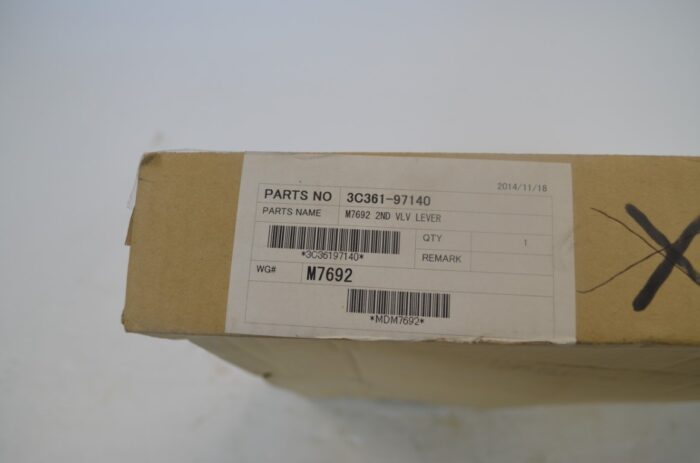 Kubota remote valve lever kit to fit M7040SUH, part number M7692 - Image 11