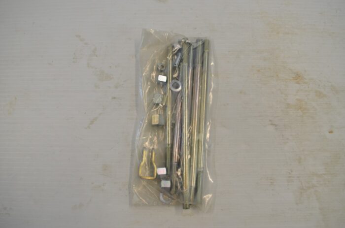 Kubota remote valve lever kit to fit 8540 / M9540 series tractor, part number M7615 - Image 3