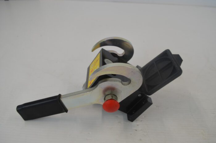 single point conector, part number M3873 - Image 2