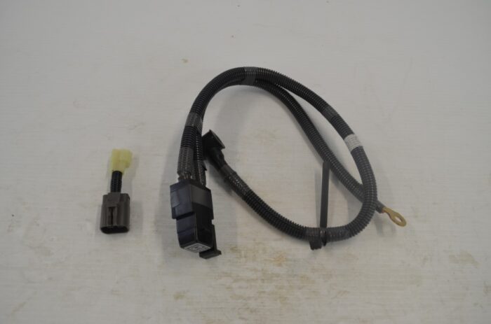 Kubota New alternator kit to fit M6060, M7060 series tractors, part number 3C131-9720-0 - Image 7