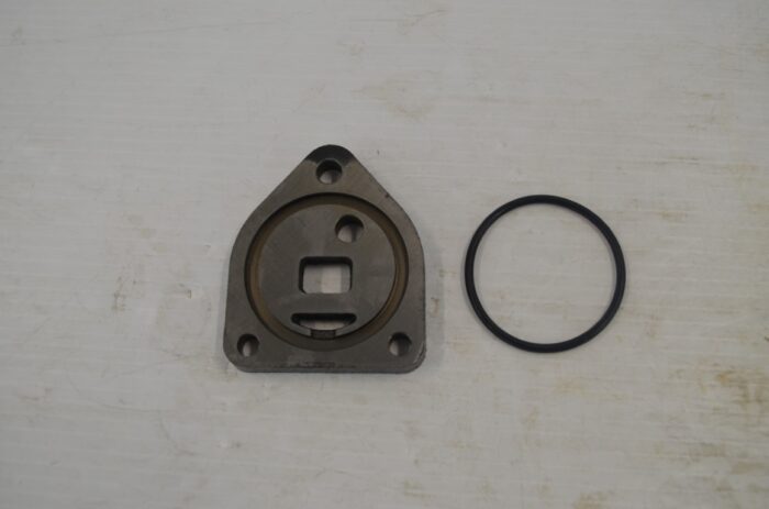 Kubota remote hydraulic valve to fit M95S, M96S, M105S, M108S tractors, part number M9669A (3N600-9017-5) - Image 7