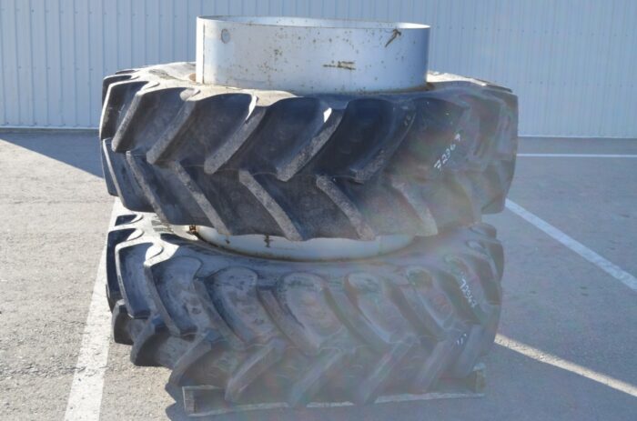 Agramax 1 set 460/85R38 T-rail snap on duals