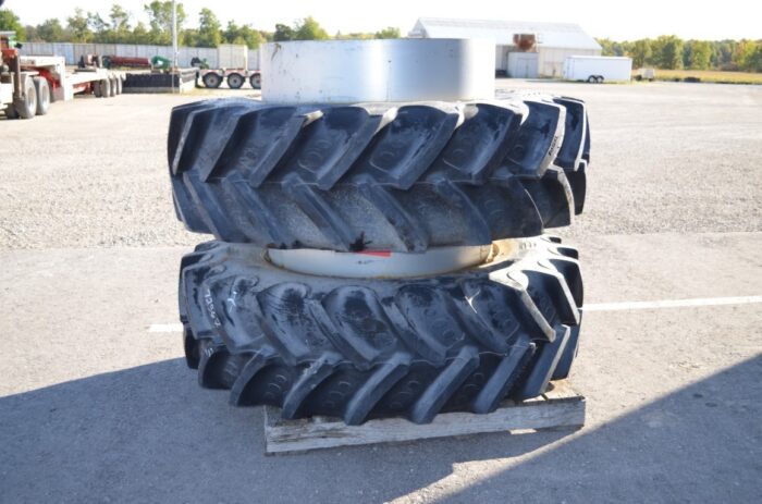 Agramax 1 set 460/85R38 T-rail snap on duals - Image 2