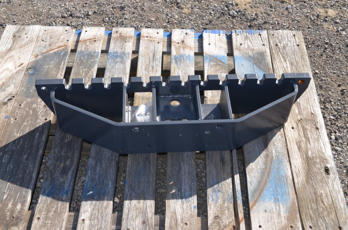 Kubota 34" front weight block, (M9126) - Image 3