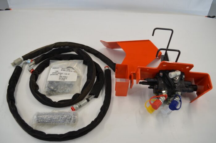 一 loader valve Model M1894 to fit M105X, M125X - Image 2