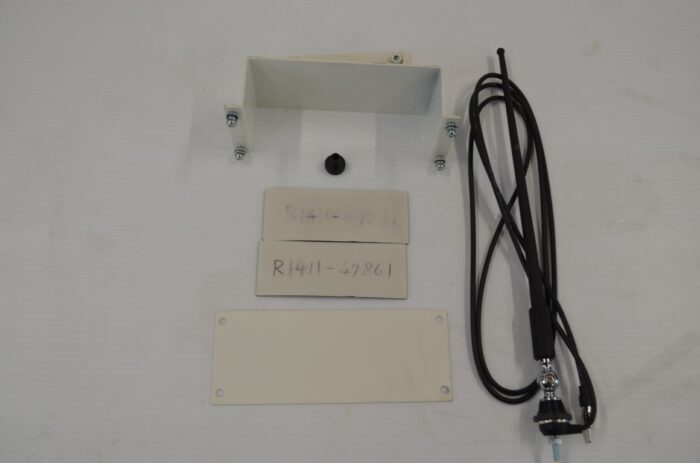 E9376 radio mount kit to fit R420S, R2411-49501 - Image 2