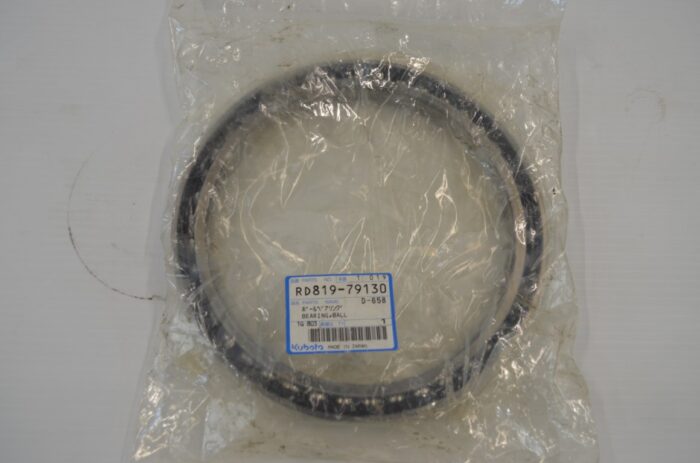 一 Kubota bearing, part number RD819-79130