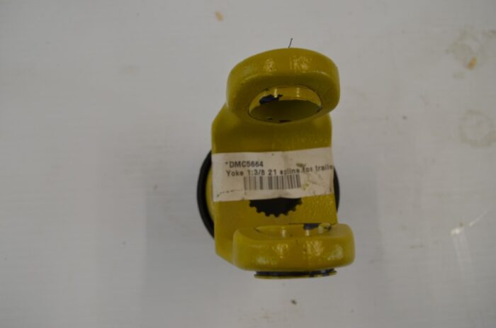 Kubota 1 3/8, 21 spline pto yoke, part number DMC5664