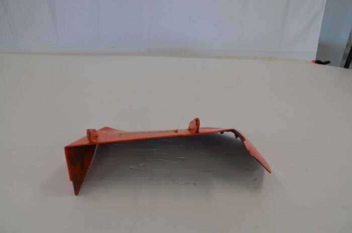 一 Kubota discharge coverto fit RCK60-F36, F3680, used, part numberK568147112 - Image 3