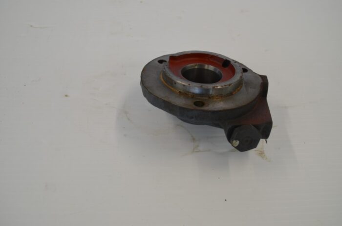 Kubota pto cover to fit M7-131P, M7-151P, M7-171P etc, used, Part numbe 3J080, 36000 - Image 2