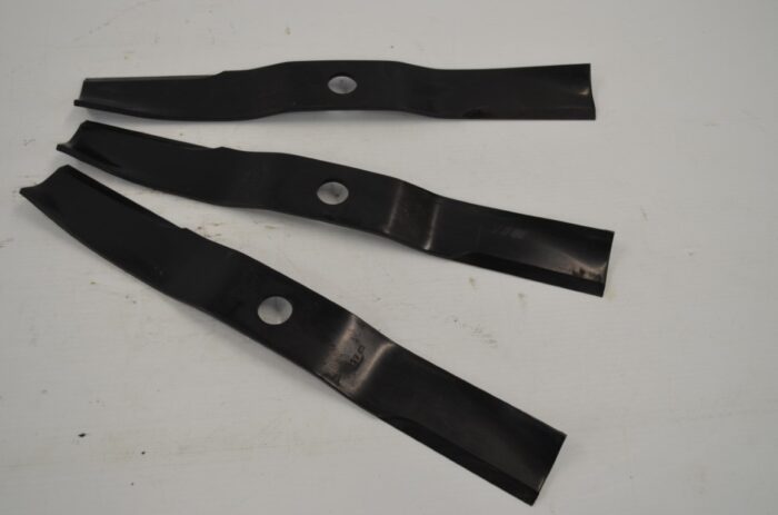Kubota set of 3 mulching blades, fits 60" deck, 20.5" long, part number K564534342