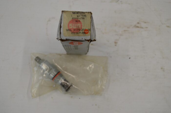 一 hydraulic relief valve, part number A104-25AA04 - Image 3