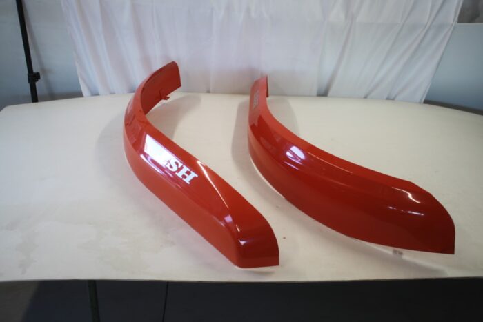 Kubota left and right fender set to fit Kubota L6060 tractor - Image 3