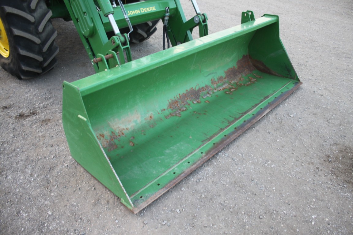 JD 6145M 4wd tractor, cab, air, 640R SL loader, single point hydraulic hook up, 3rd function, 24 speed AutoQuad w/ creeper, 3 remotes, autotrac ready, Firestone 18.4R42, one owner, 1800 hours, 2018 model, made in Germany - Image 19