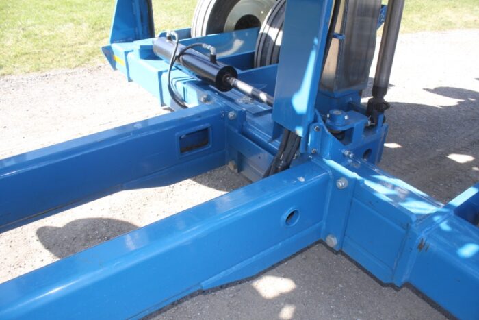 Kinze 3600 16/31 Planter, No-Till coulters, markers, KPM III monitor - Image 13