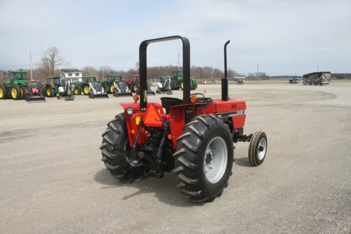 Case/Int 495 2wd tractor, rops, shuttle, 14.9x24 - Image 6