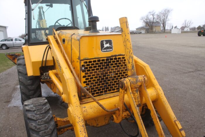 JD 210C 4wd backhoe, cab, E-hoe, one owner - Image 19