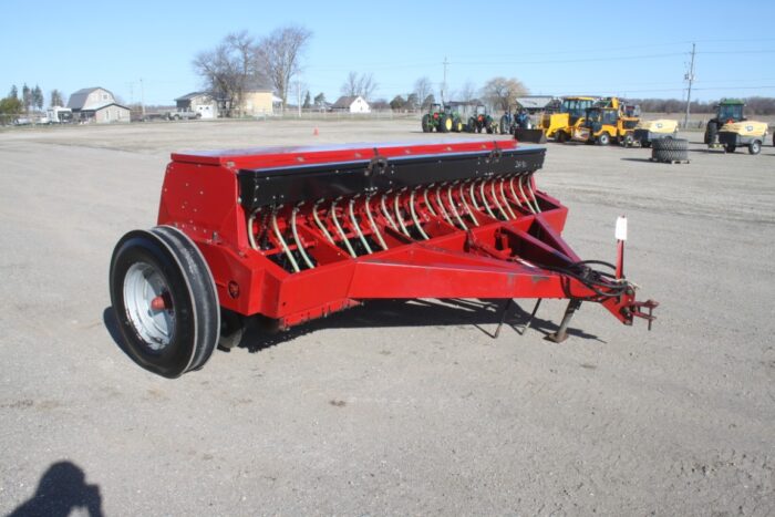 Case/Int 5300 21 run seed drill, grass box, press wheels, very clean - Image 4